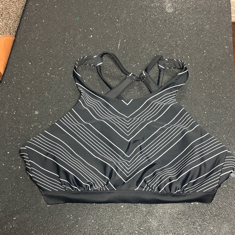 Athleta Black and White Striped Sports Bra Size 36 B/C